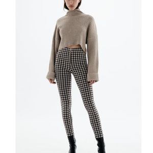 Zara small Gingham leggings - new